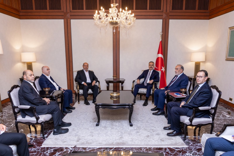 Bakan Fidan, Hamas Siyasi Büro Başkanı Hayye ve beraberindeki heyeti kabul etti